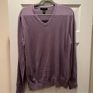 Banana Republic luxe v neck sweater, lilac, silk cashmere blend, size Medium